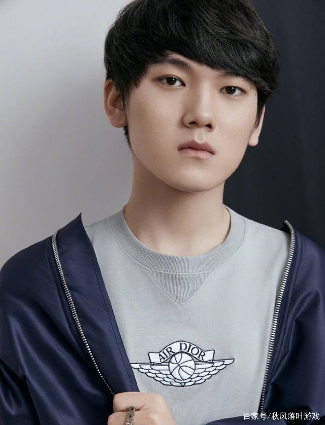 冠军中野+ Peyz ！OBGG将Tian加入LNG列表，与Scout、Peyz同队